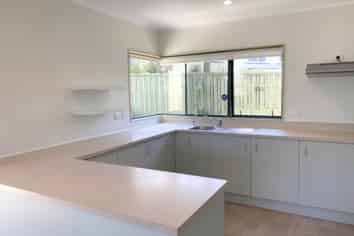 2/22 Vale Road, Riverside