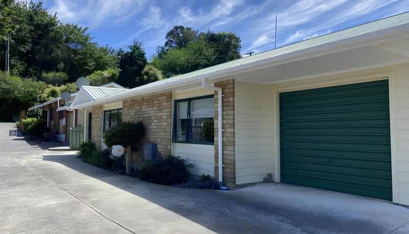 2/22 Vale Road, Riverside