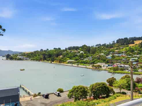 40 Marine Parade, Macandrew Bay