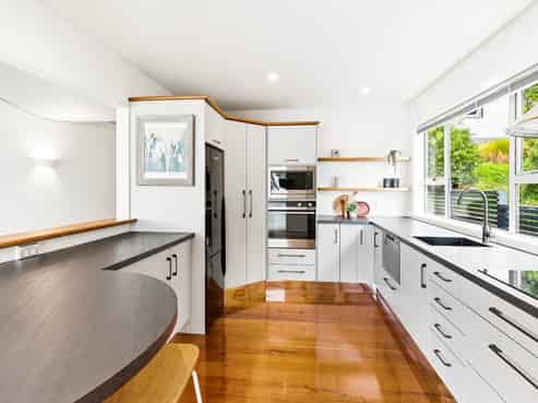 40 Marine Parade, Macandrew Bay