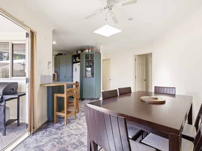 43 Kiddle Drive, Hilltop