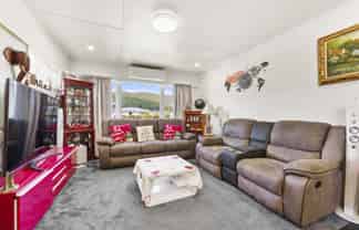 243 Wellington Road, Wainuiomata