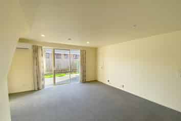 2/113 Clarence Street, Riccarton