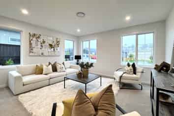 379 Te Taruna Drive, Milldale