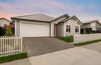 379 Te Taruna Drive, Milldale