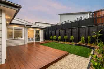 379 Te Taruna Drive, Milldale