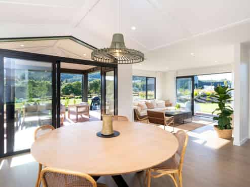 56 Seven Oaks Drive, Kinloch