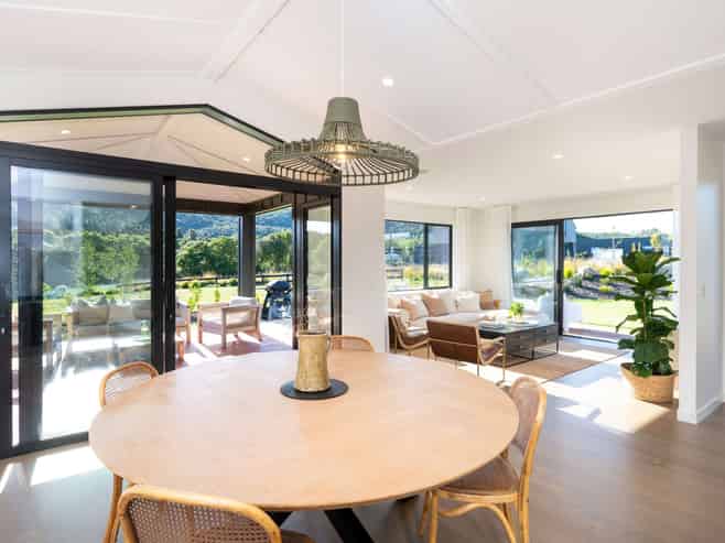 56 Seven Oaks Drive, Kinloch