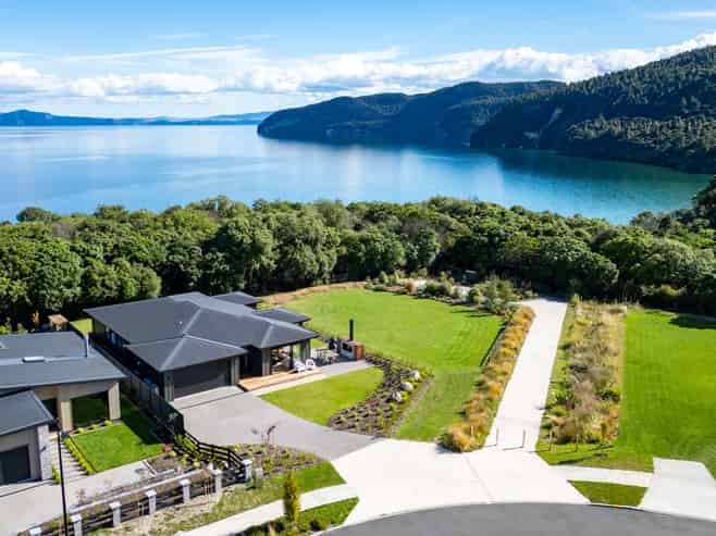 56 Seven Oaks Drive, Kinloch