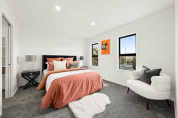 84B Botany Road, Botany Downs