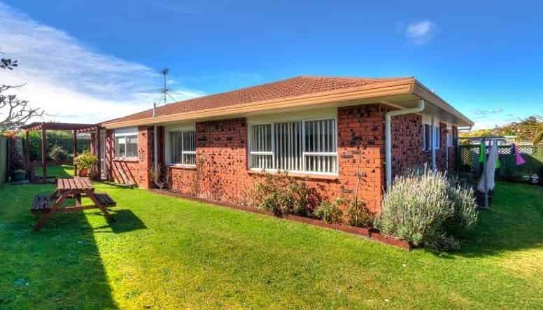 1/32 Booralee Avenue, Botany Downs