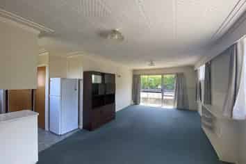 8B Carnarvon Street, Belleknowes