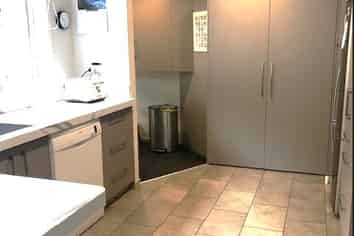 102 East Street, Greytown