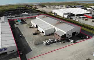 Engineering workshop or storage with large yard