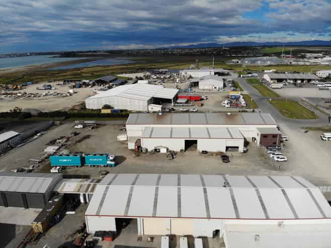 Engineering workshop or storage with large yard