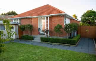 14 Bond Place, Onehunga