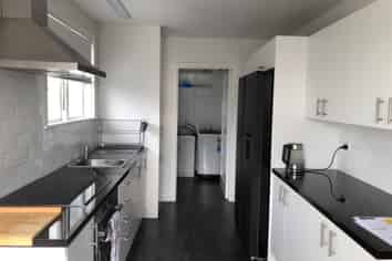 96 Creek Road, Allenton