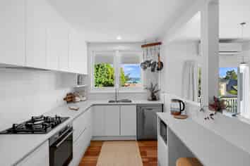 3/15A Kerr Street, Devonport