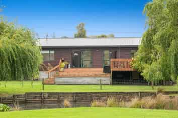 128b Awaroa Road, Helensville