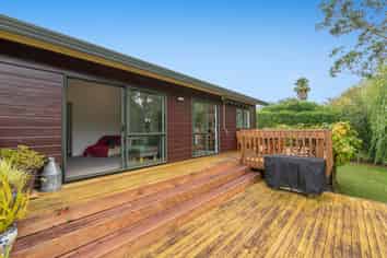 128b Awaroa Road, Helensville