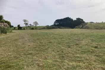 Near 156 Mimi Road, Mimi