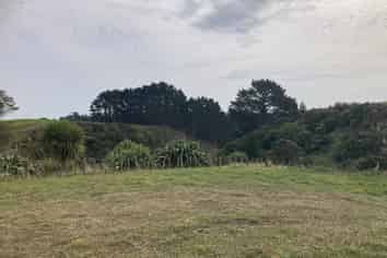 Near 156 Mimi Road, Mimi