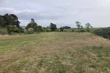 Near 156 Mimi Road, Mimi