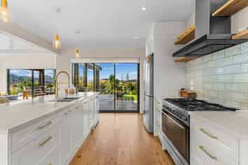 163 Robert Hastie Drive, Mangawhai