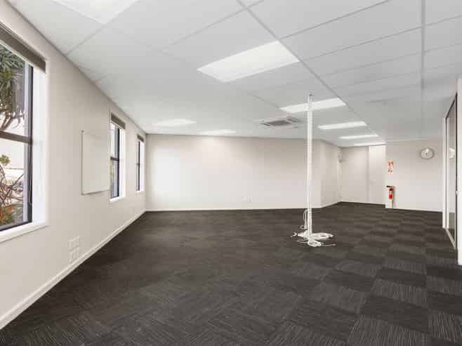 Modern Office/Warehouse with Excellent Parking