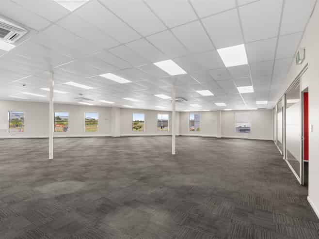 Modern Office/Warehouse with Excellent Parking