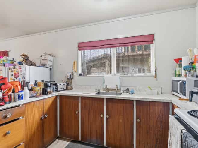 52 View Road, Hikurangi