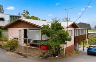 52 View Road, Hikurangi