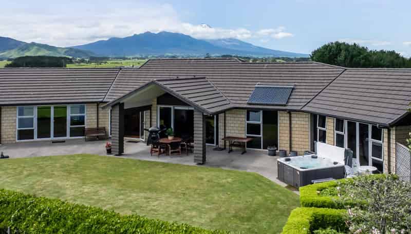 253 Lower Pitone Road, OAKURA