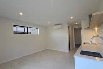 A/25 Grain Close, Jacks Point