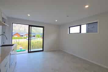 A/25 Grain Close, Jacks Point