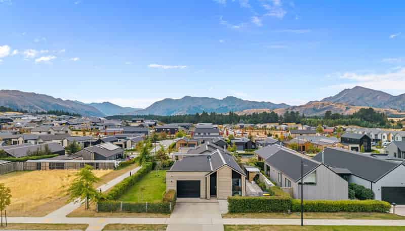 20 Mount Nicholas Avenue, Wanaka