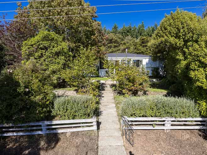 112 Doctors Point Road, Waitati