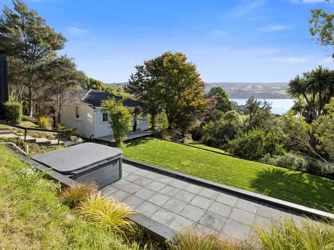 112 Doctors Point Road, Waitati