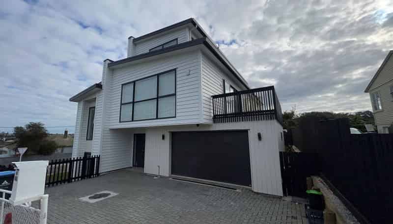 15A Beagle Avenue, Mount Albert