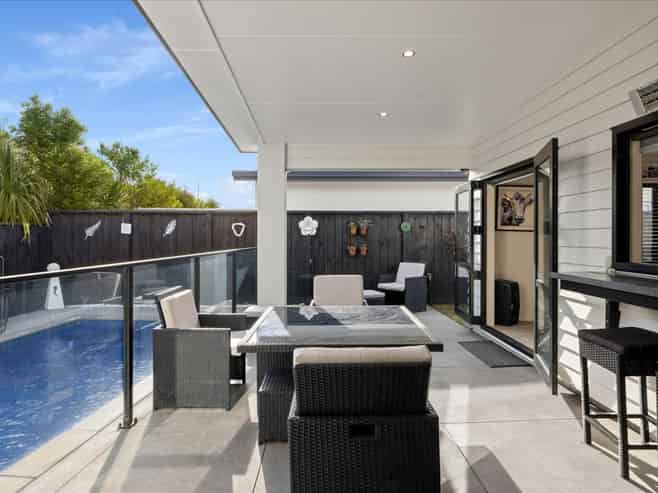 85 Awatira Drive, Papamoa Beach