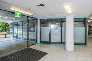 Affordable, High-Exposure Space in Central Manukau