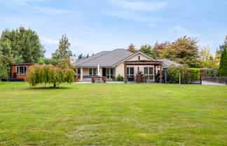 9 John Leith Place, Leithfield