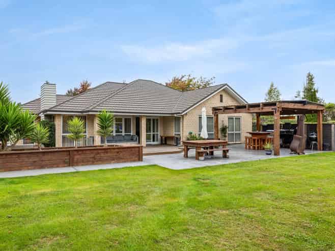 9 John Leith Place, Leithfield