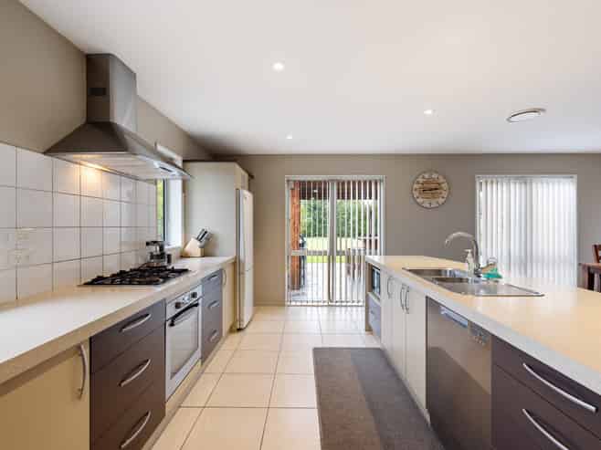 9 John Leith Place, Leithfield