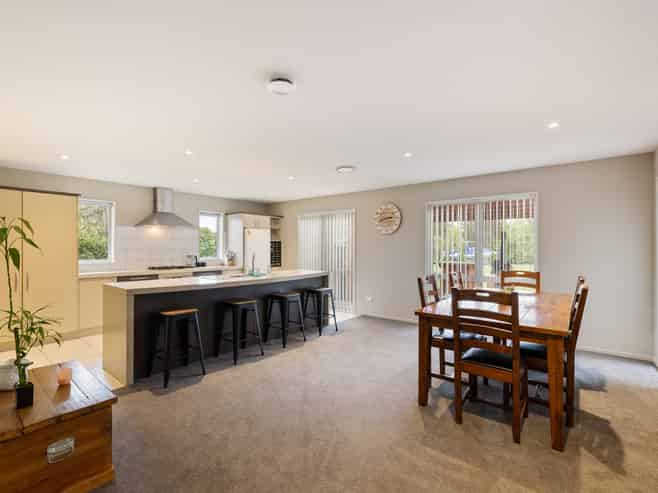 9 John Leith Place, Leithfield