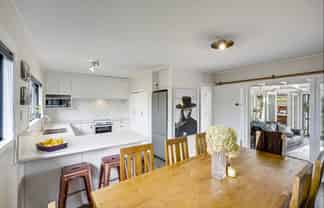 13 Howard Road, Taradale