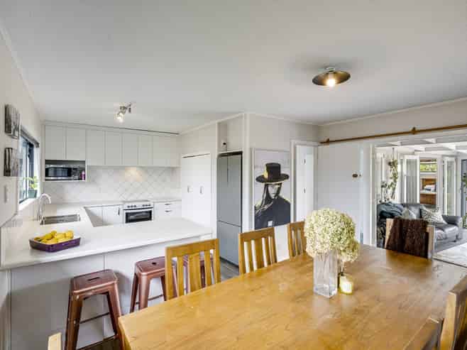 13 Howard Road, Taradale