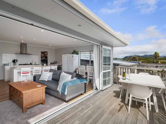 6 Reel Road, Waihi Beach