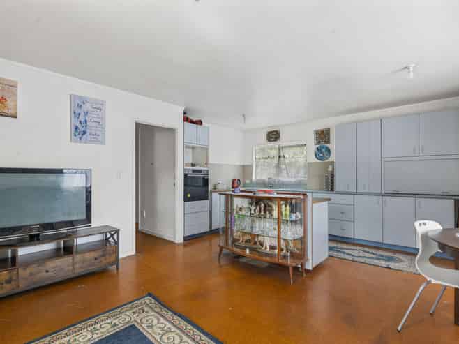 10 Centennial Park Road, Wellsford