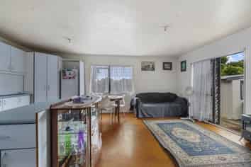 10 Centennial Park Road, Wellsford